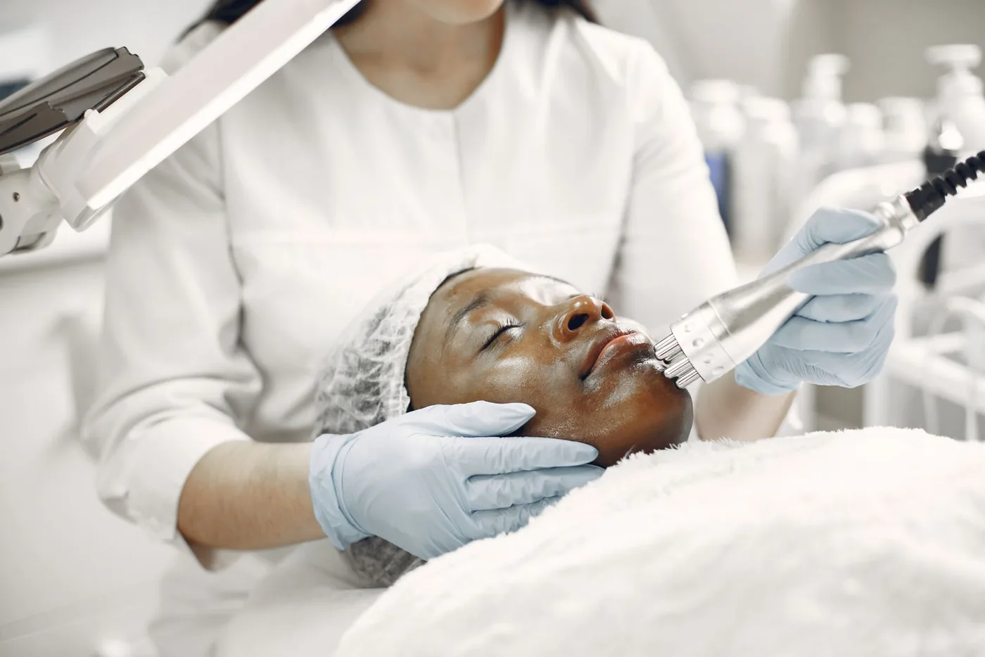 Microneedling & MNRF